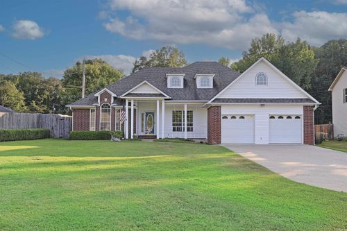 702 Honeysuckle Hills Ct, Redfield, AR, 72132-9421 | Card Image