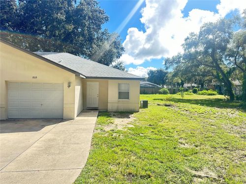 809 Dennis Ave, Fruitland Park, FL, 34731-2056 | Card Image