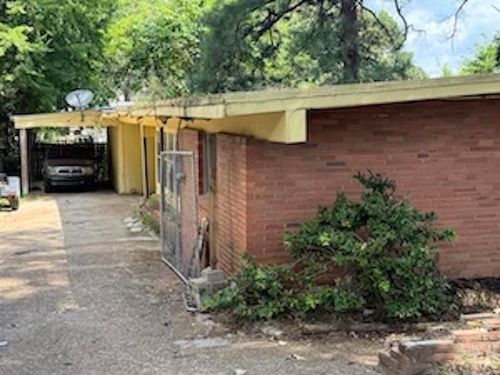 1534 E Raines Rd, Memphis, TN, 38116-5909 | Card Image