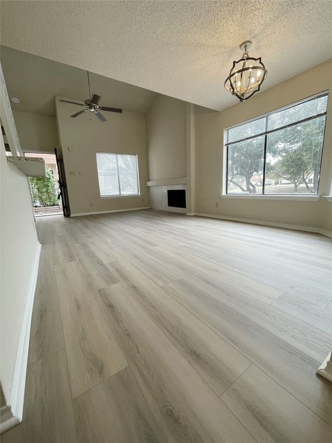 APT-176 - 541 Ranch Trl, Condo with 2 bedrooms, 2 bathrooms and null parking in Irving TX | Image 4