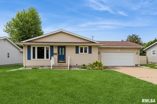 1031 15th Place, Camanche, IA, 52730 | Card Image
