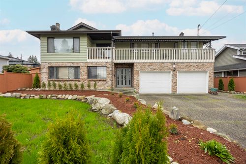 387 Mundy St, Coquitlam, BC, V3K5M9 | Card Image