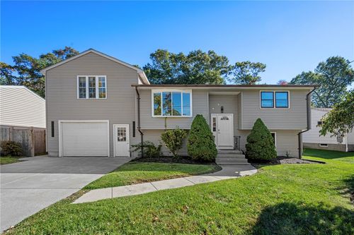 20 Killey Ave, Warwick, RI, 02889-3209 | Card Image