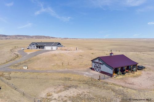 730 N Table Mountain Loop, Cheyenne, WY, 82009-7418 | Card Image