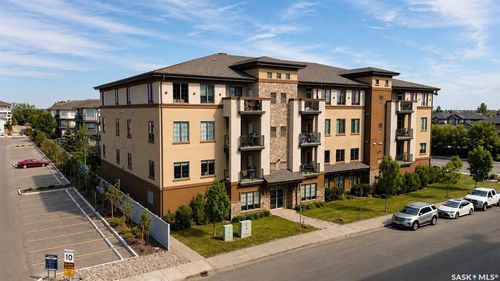 205-3702 Haughton Rd, Regina, SK, S4V3K1 | Card Image