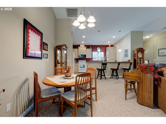 19691 Se Semple Rd, House other with 3 bedrooms, 2 bathrooms and 2 parking in Damascus OR | Image 13