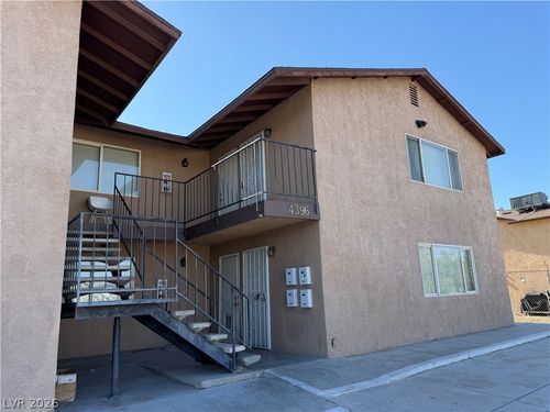 2-4396 Vegas Valley Dr, Las Vegas, NV, 89121-7139 | Card Image