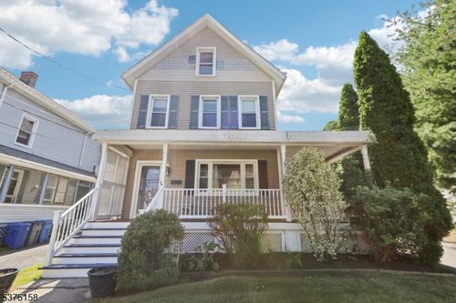 7 Clinton St, Morristown, NJ, 07960-6803 | Card Image