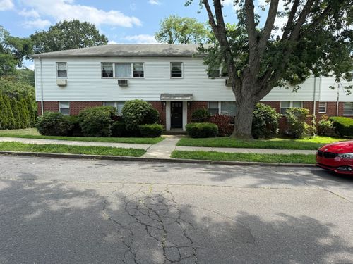 unit-1a-72 Cherry Hill Dr, Bridgeport, CT, 06606-5824 | Card Image