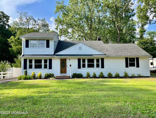 35 Fairview Drive, Middletown, NJ, 07748 | Card Image