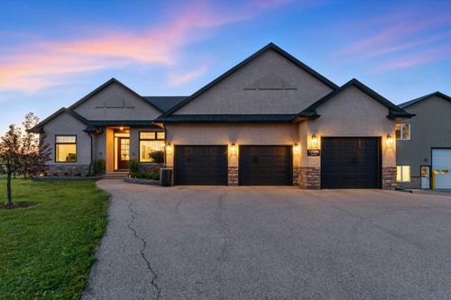 17088 312 Avenue E, Rural Foothills County, AB, T1S1A2 | Card Image