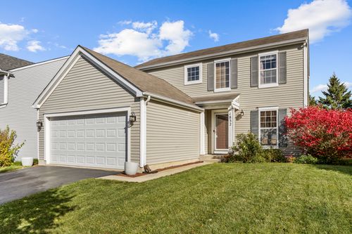 1832 Yasgur Dr, Woodstock, IL, 60098-2297 | Card Image