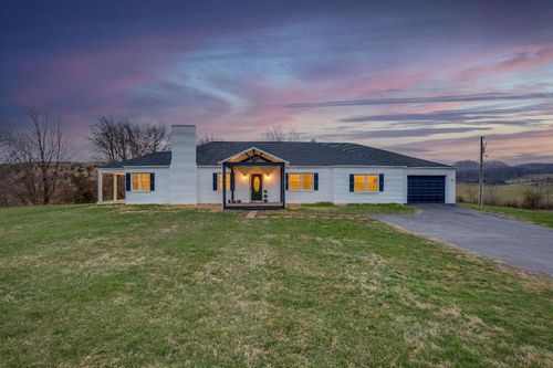 3083 N 71, Lebanon, VA, 24266-6002 | Card Image