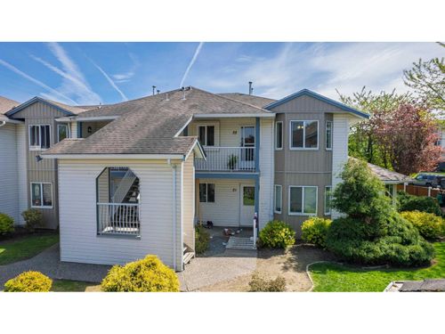 22-45435 Knight Road, Chilliwack, BC, V2R3E8 | Card Image