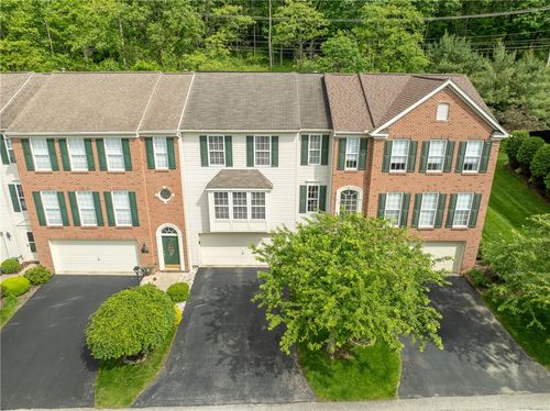 113 Unity Sq, Greensburg, PA, 15601-9521 | Card Image