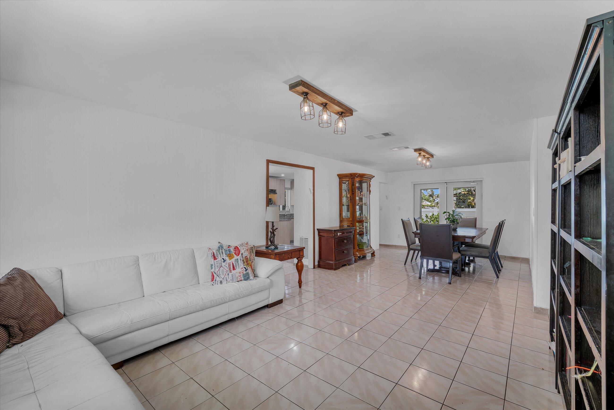 Residential in Hollywood 3