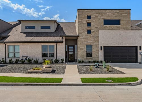 1718 Governors Blvd, Heath, TX, 75126-4404 | Card Image
