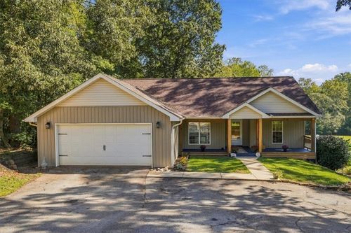 211 Granite Dr, Seneca, SC, 29678-5646 | Card Image