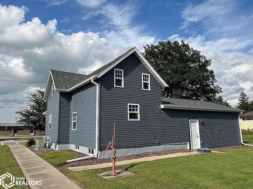 506 3rd St Nw, State Center, IA, 50247-1004 | Card Image