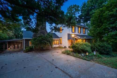 3093 Diehl Rd, Cincinnati, OH, 45211-2727 | Card Image