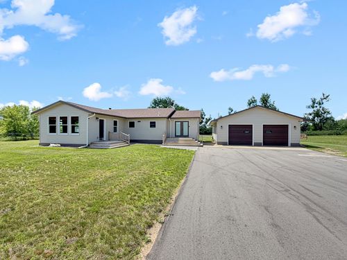405 Merle Ct Ne, Bemidji, MN, 56601-8990 | Card Image