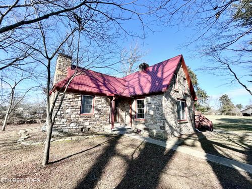 93 Pigeon Ridge Rd, Crossville, TN, 38555-0177 | Card Image