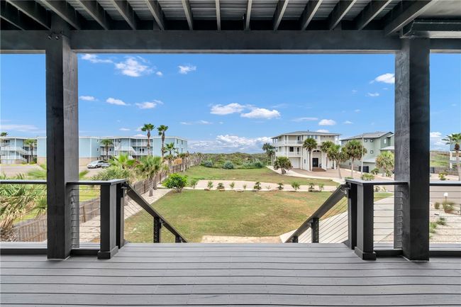 Front entry deck. | Image 7