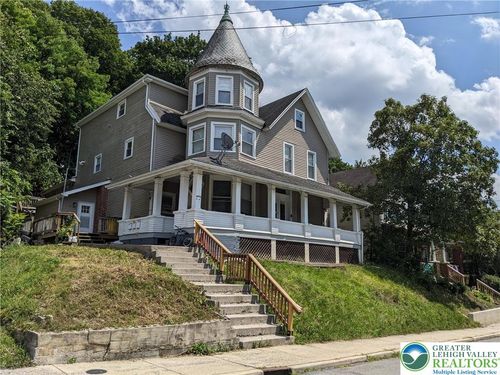 301 S Main St, Bangor, PA, 18013-2013 | Card Image