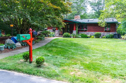 119 Brookside Ln, Mansfield Center, CT, 06250-1001 | Card Image
