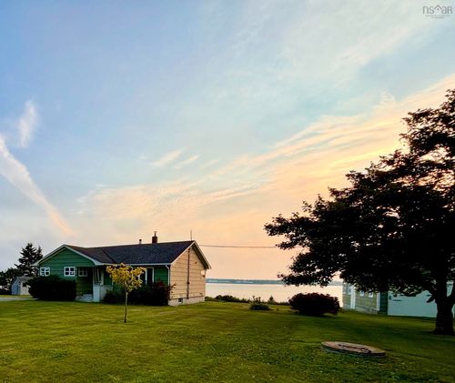 639 Highway 3, Lower East Pubnico, NS, B0W2A0 | Card Image