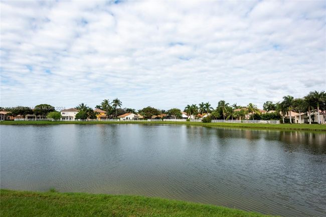 1850 Nw 72 Nd Way, House other with 4 bedrooms, 2 bathrooms and null parking in Pembroke Pines FL | Image 5