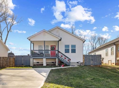 825 Graham St, Burlington, NC, 27217-6059 | Card Image