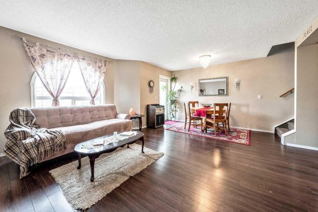 156 Bayside Point Sw, Home with 3 bedrooms, 2 bathrooms and 2 parking in Airdrie AB | Image 6