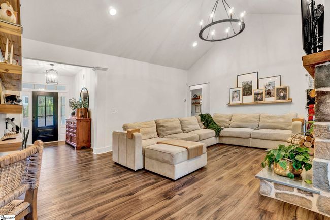 35 Blue Gill Dr, House other with 4 bedrooms, 3 bathrooms and 2 parking in Greer SC | Image 9