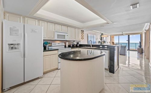 apt-402-3000 Gulf Blvd, South Padre Island, TX, 78597-7051 | Card Image