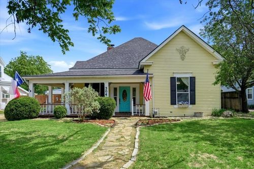 304 E Main St, Itasca, TX, 76055-2232 | Card Image