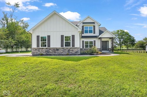 379 S Schenck Rd, Crawfordsville, IN, 47933-2241 | Card Image