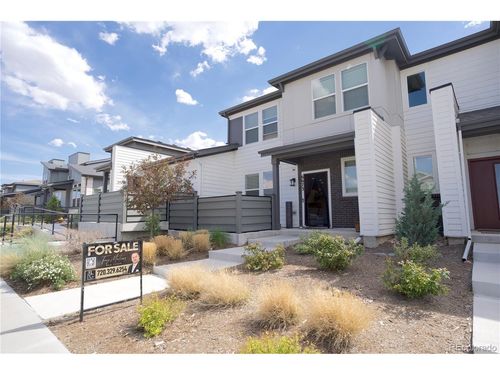 6673 N Ceylon St, Denver, CO, 80249-7383 | Card Image