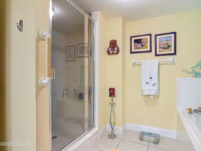 Primary Bedroom Ensuite | Image 35