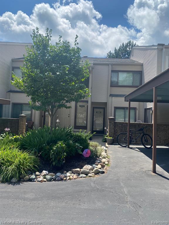 Taft Rd, Northville, MI 48167