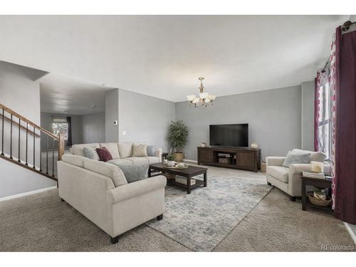 5528 Lewiston Ct, Denver, CO, 80239-7020 | Card Image