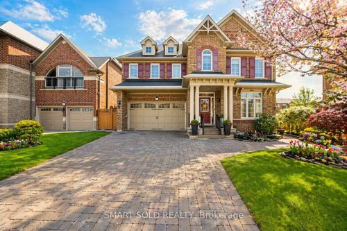 33 Earnshaw Dr, Markham, ON, L6C0E4 | Card Image