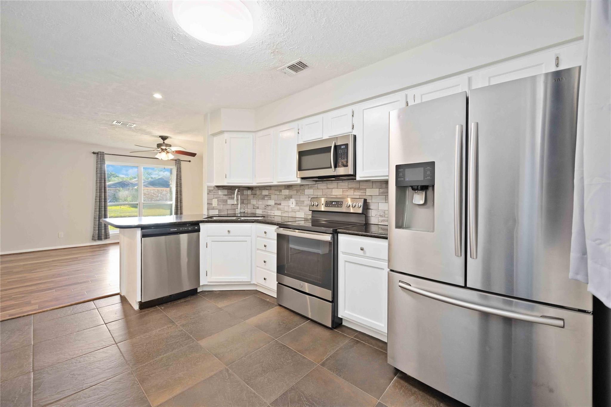 Residential Lease in Conroe 4