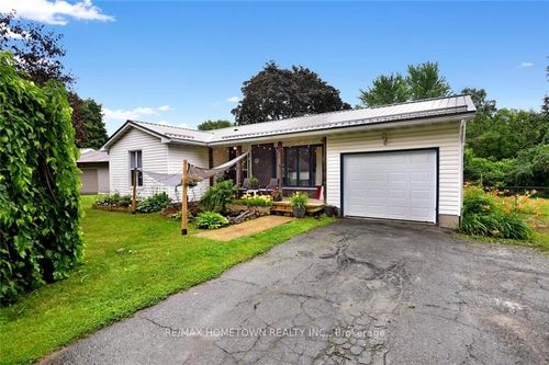 9 Bernard Cres, Maitland, ON, K0E1P0 | Card Image
