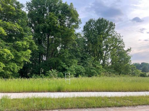 261 Driftwood Ct, Alvaton, KY, 42122-7808 | Card Image