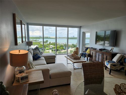 824-10275 Collins Ave, Bal Harbour, FL, 33154-1422 | Card Image