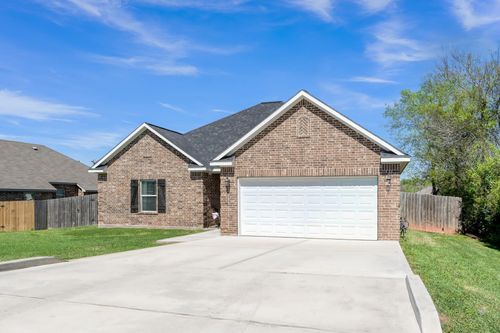 12426 Hackberry Dr, Willis, TX, 77318-5394 | Card Image