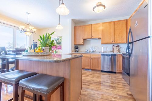 apt-304-1070 Grandview Ct Ne, Columbia Heights, MN, 55421-2387 | Card Image