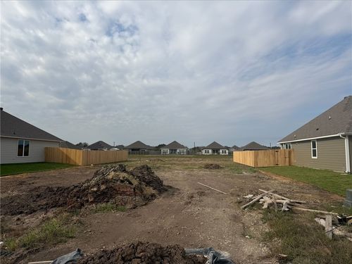 365 Harvest Lake Drive, Snook, TX, 77878 | Card Image