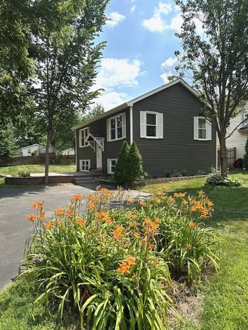3816 Illinois St, Crystal Lake, IL, 60014-2322 | Card Image